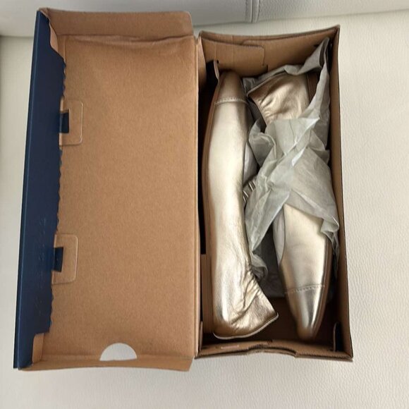 New Cole Haan Yvette Mary Jane Ballet Flats Gold 6.5 - Picture 2 of 4